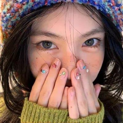 伯纳德特的真实本质